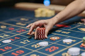 Người dùng Việt Nam chơi slot nổ hũ trên điện thoại